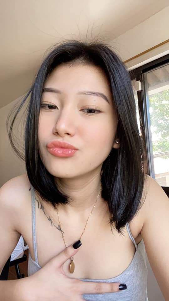 Tan ca là vô nhà nghỉ cùng em đồng nghiệp